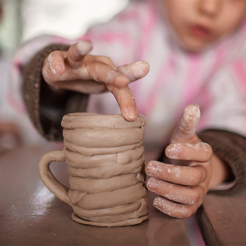 Clay – Hand & Wheel